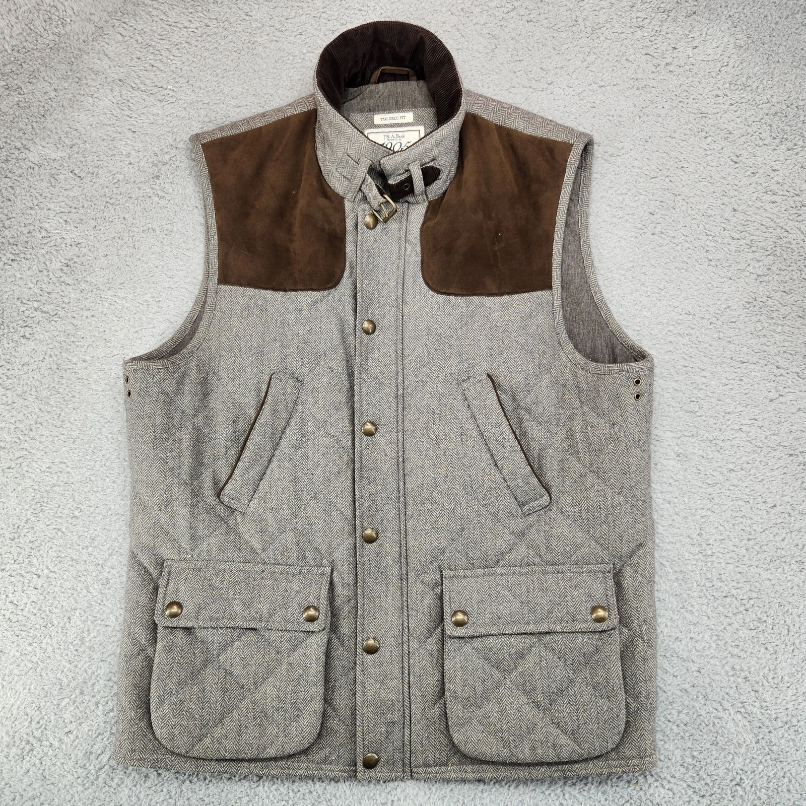 Jos A Bank Tailored Fit Quilted Wool Blend Vest Mens XL Gray Shoulder Patches