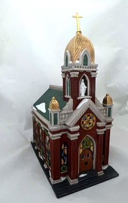 Dept 56 Heritage Village Christmas In The City ''Holy Name Church'' Lighted #58875