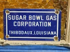 VINTAGE SUGAR BOWL GAS CORPORATION PORCELAIN SIGN OLD LOUISIANA MOTOR OIL DIESEL