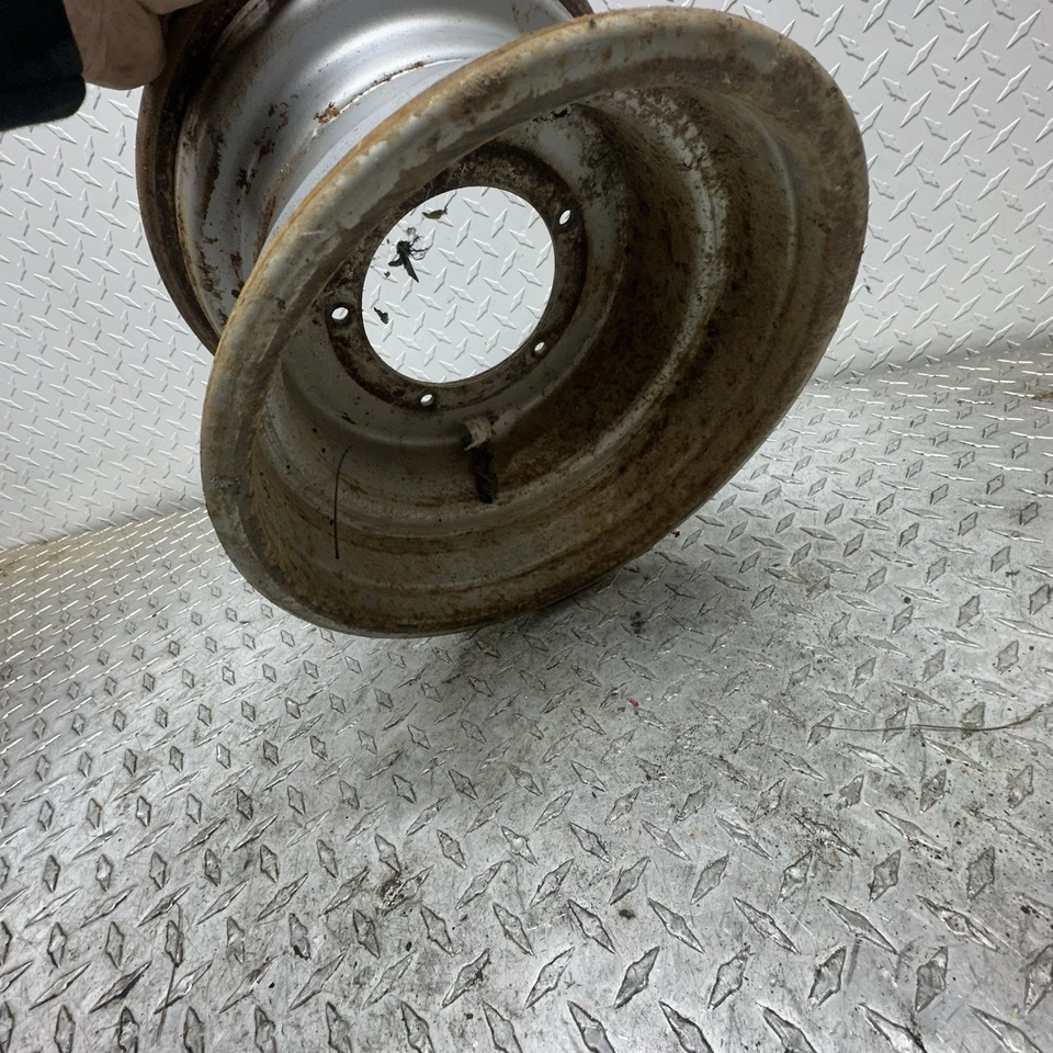 Llanta trasera Suzuki King Quad 300 1994 LTF4WDX C3 Foto 4 de 4