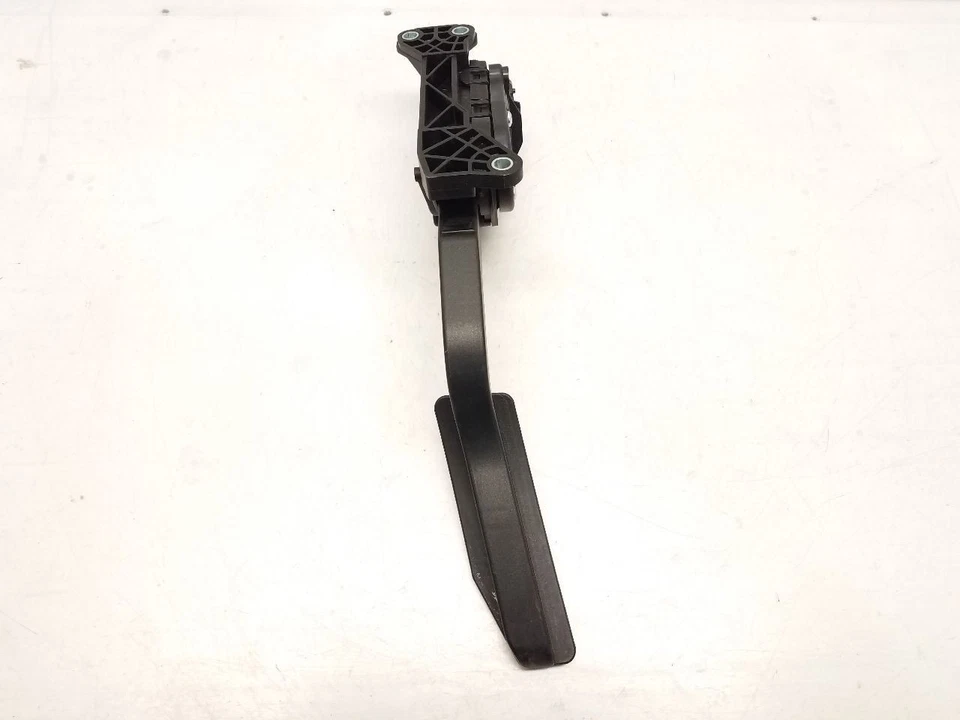 Pedal acelerador 2008 Chevrolet Colorado (2.9L / MT) / DBW - Imagem 3 de 4