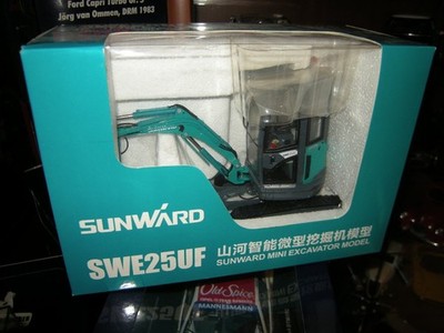 1:20 Sunward SWE25UF Mini Bagger in OVP-SELTEN-