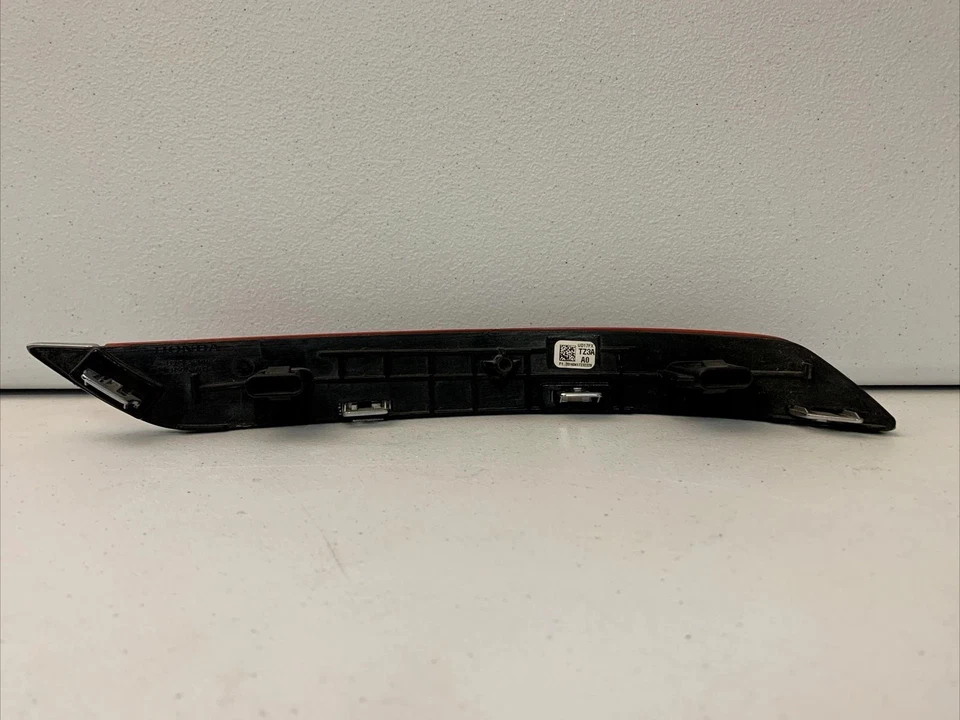 ✅OEM 2015-2020 Acura TLX левый со стороны водителя бампер смонтирован задний отражатель - Изображение 3 из 4