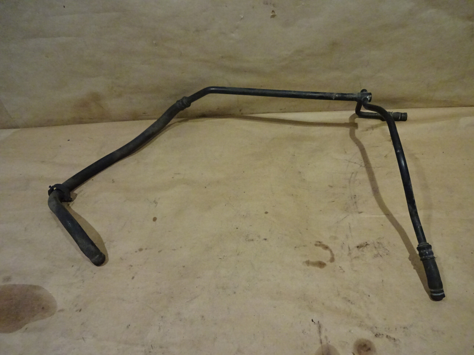 Maserati  Quattroporte 05-06 Head Connecting Breather Pipe  P/N 227573