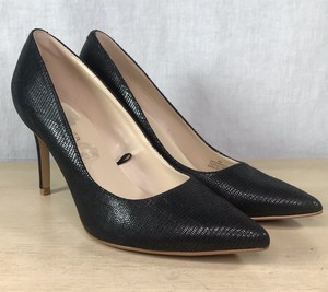 marc fisher black heels