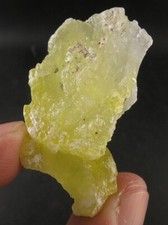 35 CARAT NATURAL BEAUTIFUL LEMON YELLOW BRUCITE CRYSTAL @ PAKISTAN