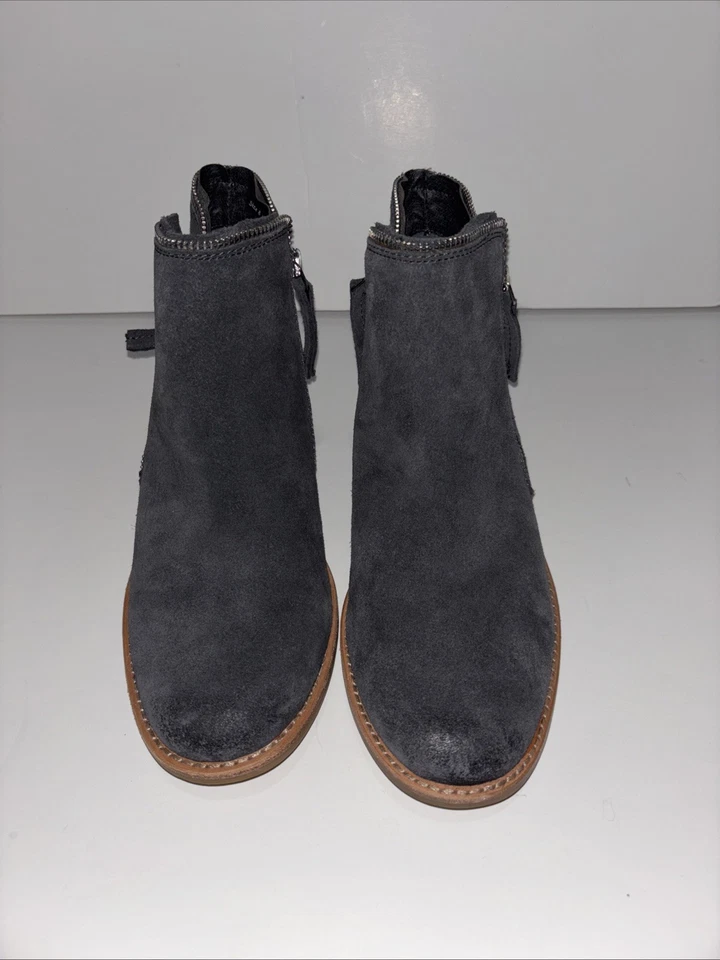 Dolce Vita Sutton Mujer Talla 8 Gris Gamuza Botín Pull On Lateral Cremallera Zapatos Foto 3 de 4