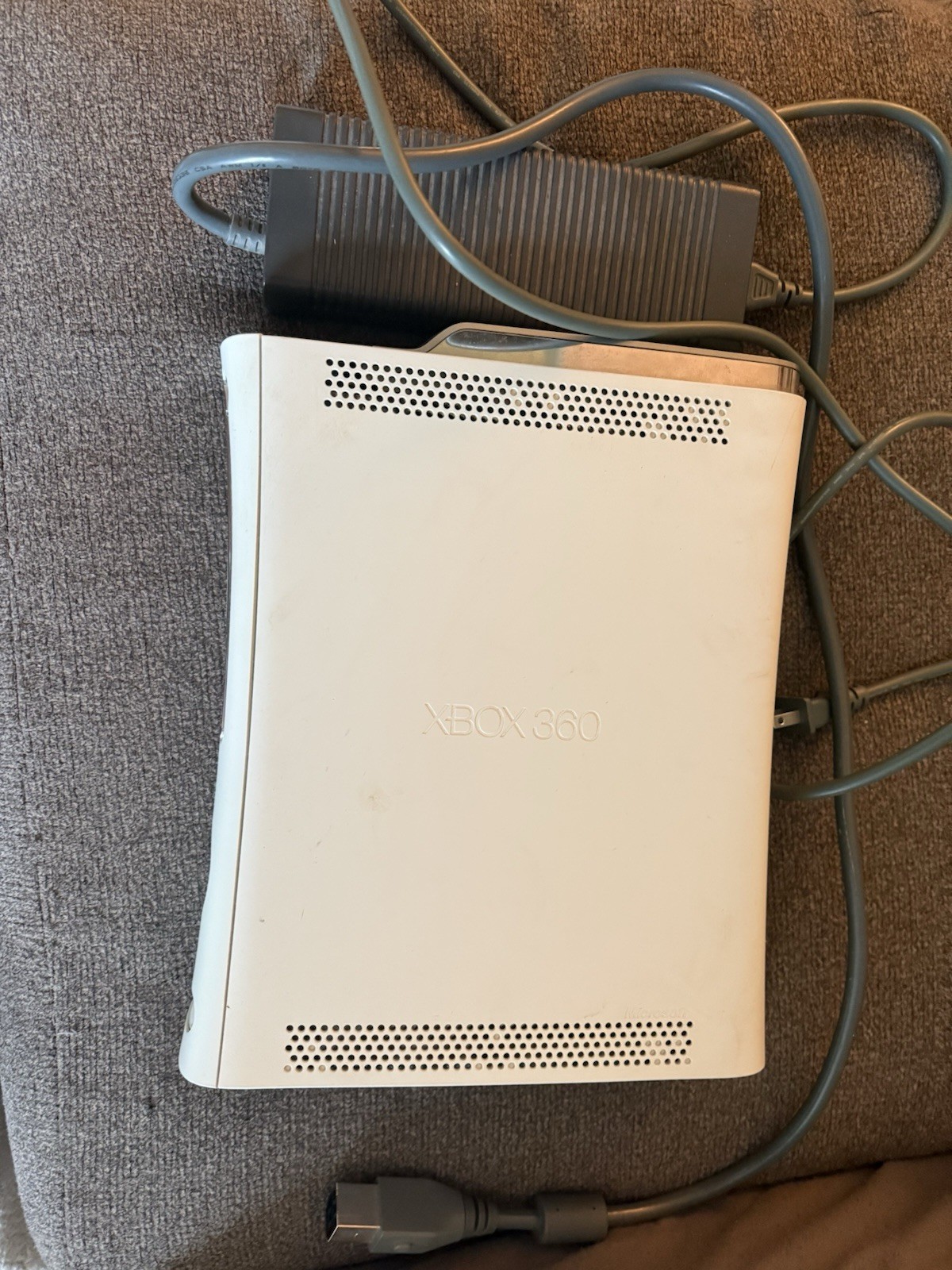 Microsoft Xbox 360 Pro System Bundle  White Console Power Cord Tested