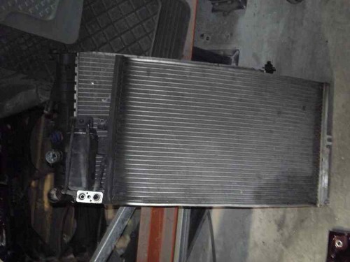 KONDENSATOR / KÜHLER DER KLIMAANLAGE KONDENSATOR FÜR OPEL VECTRA B BERLI 2106981