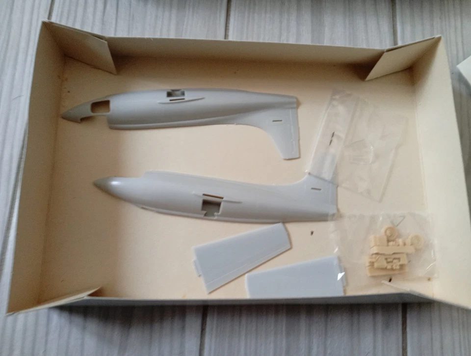 1:48 EDUARD BELL X1 MACHBUSTER - Immagine 2 di 4