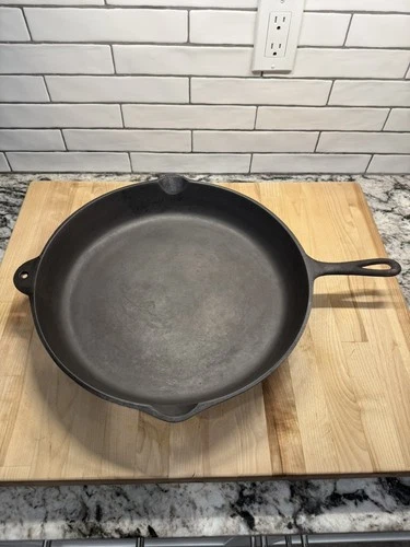 Vintage Unmarked #14 A Cast Iron Skillet 15" Early BSR Or Atlanta Stove Works