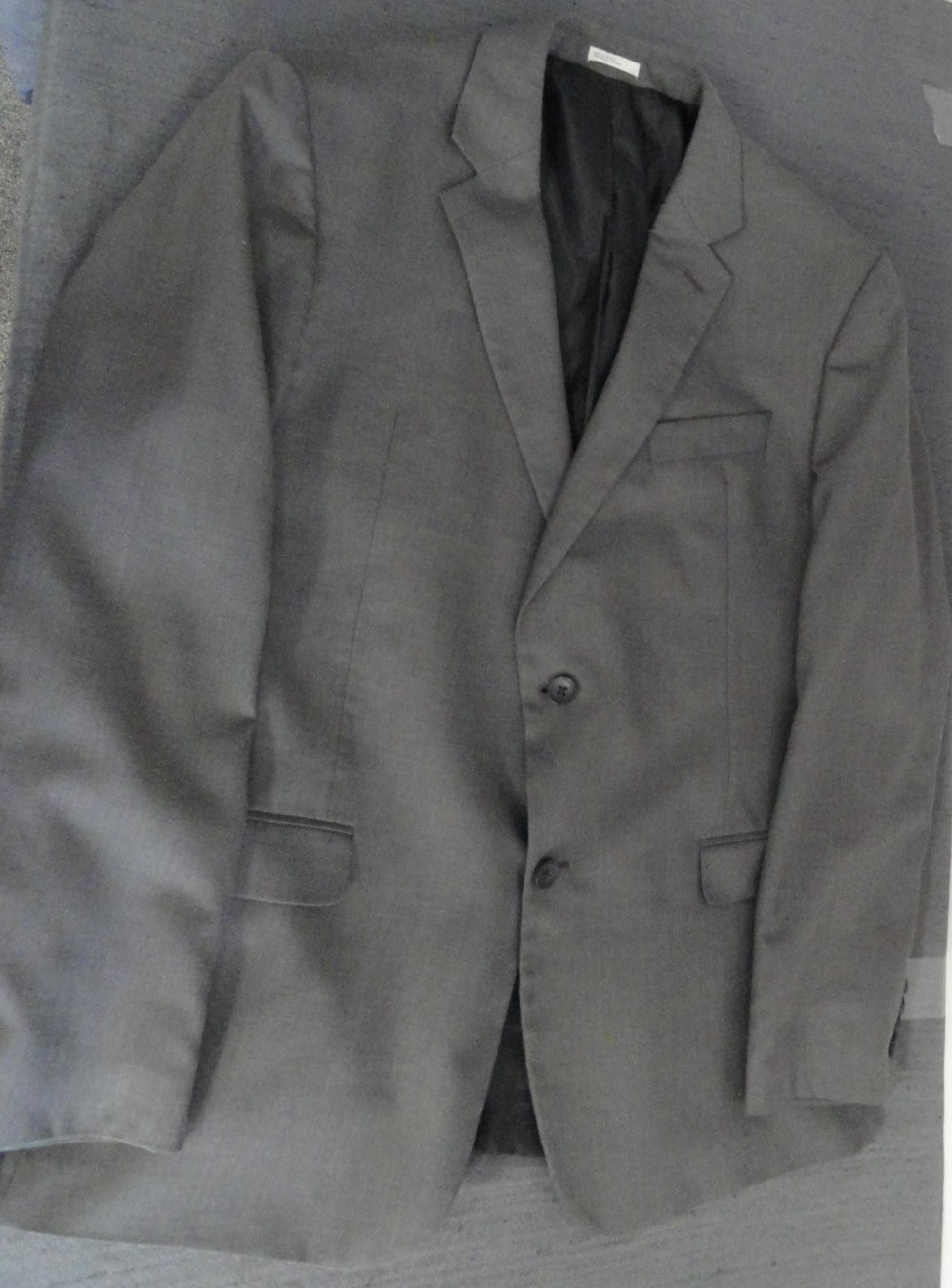 2 BUTTON DESIGNER EUC NORDSTROM RACK POLY BLEND T… - image 1