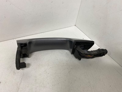 VOLKSWAGEN TOUAREG 7P LEFT GREY COLOUR M7W KEYLESS DOOR HANDLE 
