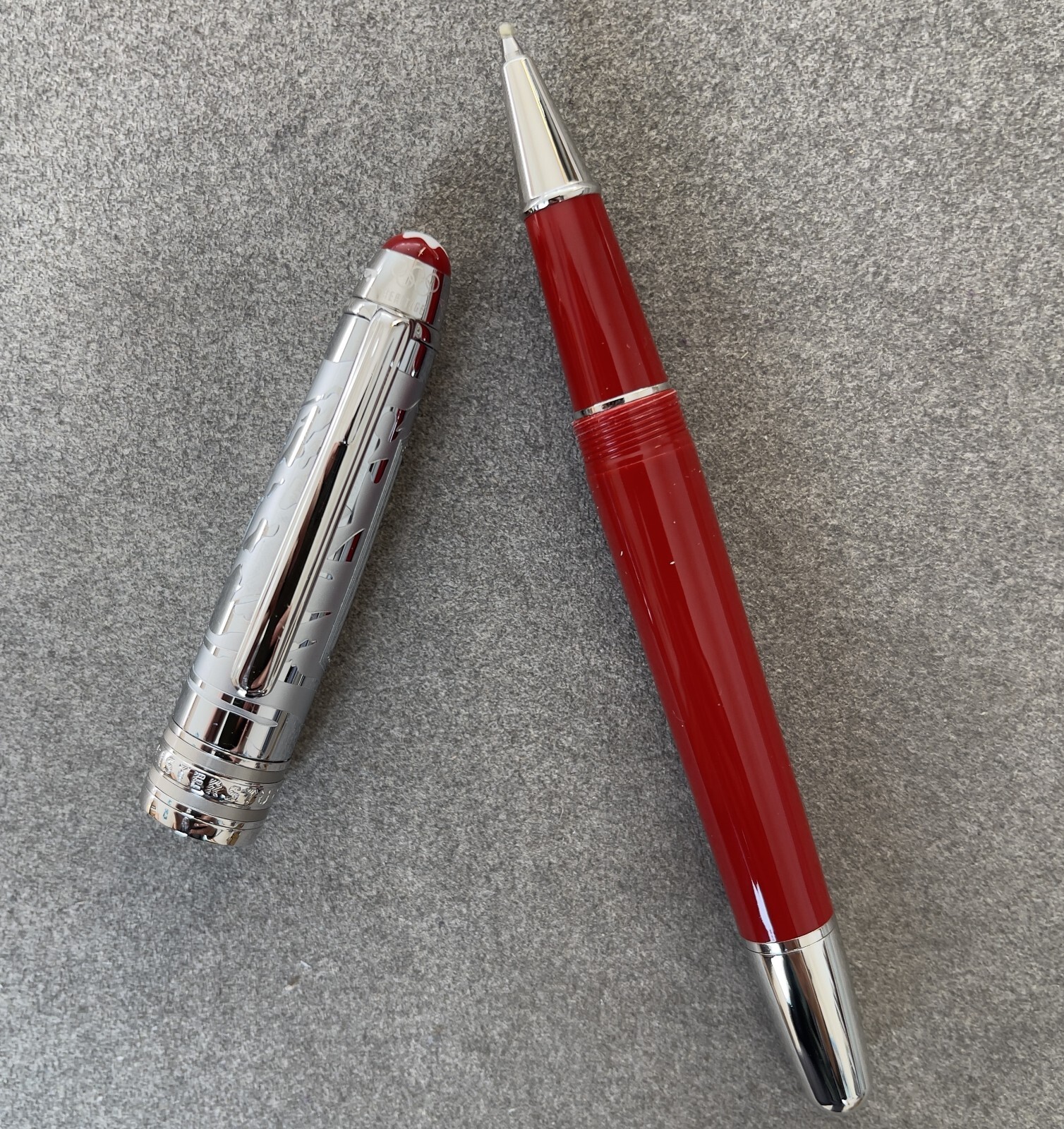 Deluxe Olympic Chamonix Series Red+Silver Color 0.7mm Rollerball Pen No Box