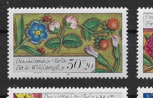 Berlin 1985 ** Satz Mi 744-47 Wohlfahrt Miniaturen Streublumen Beeren 01317A - Picture 2 of 5