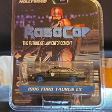 Greenlight CHASE  RoboCop 1986 Ford Taurus LX