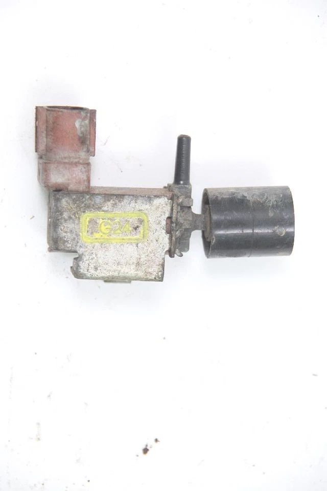 Válvula de vacío Toyota HILUX 7 9891012186 2.5 106 KW 144 CV Diesel 10-2011 Foto 3 de 3