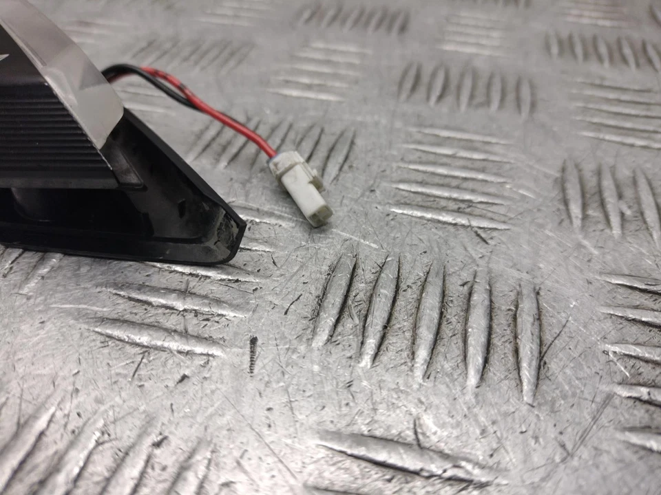 2023 DUCATI PANIGALE V2 955 AFTERMARKET FRONT INDICATORS - Image 4 of 4