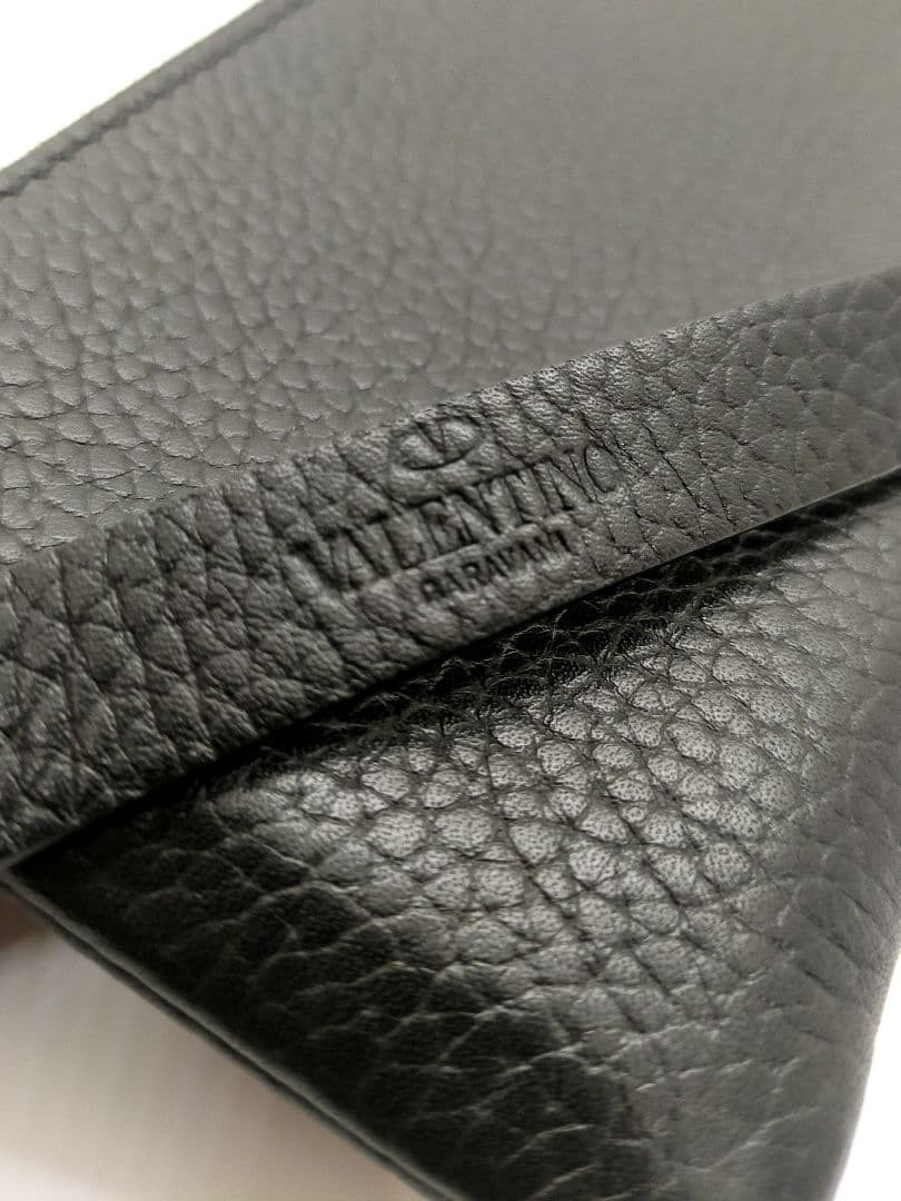 Valentino Garavani Leather Waist Bag Black Italy Made Excellent Condition Japan thumbnail 5