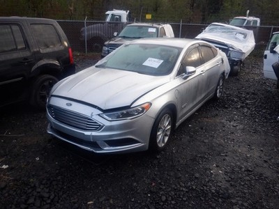 Used Fuel Pump fits: 2018 Ford Fusion tank mounted pump assembly 2.0L VIN U 8th