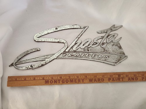VINTAGE SHASTA TRAILERS CHROME BADGE EMBLEM SIDE PLATE OEM Pre-owned 15" x 6" - Picture 7 of 9