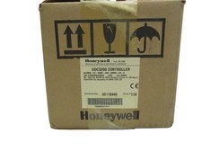 HONEYWELL DC3200-CE-1C0R-210-00000-E0-0 TEMPERATURE CONTROLLER  NSMP