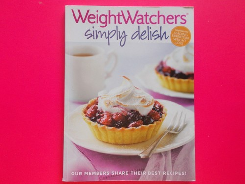 WEIGHTWATCHERS - SIMPLY DELISH - WEIGHT WATCHERS DIET RECIPES **LIKE NEW