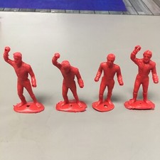Vintage 1960's Lot Of 4 Marx MPC Red Spacemen/Astrotnauts Plastic Figures VNC 2"