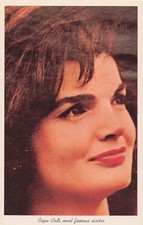 Postcard Vin(1)Jacqueline Kennedy Cape Cod's most famous visitor 4DK-1451 UP 296