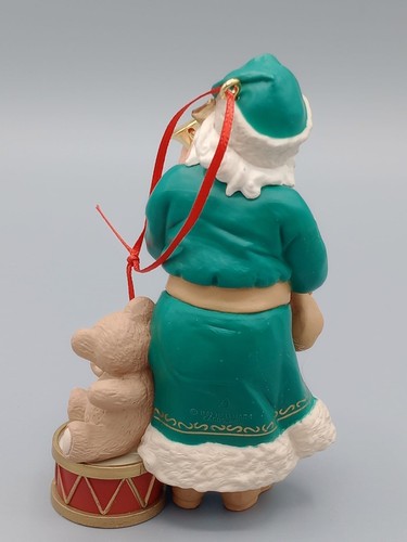 Hallmark Keepsake Ornament 1992 Third in the Merry Olde Santa Series Boxed - Picture 4 of 4