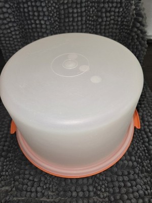 Tupperware Classic Round Cake Taker Carrier Vintage NO HANDLE 