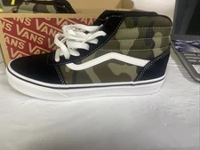Vans Ward High Camo Size 4 Gender Youth With Medium Brand New In Box Never Worn