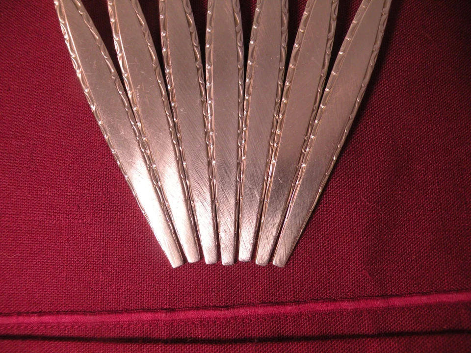 Set Of 7 Oneida VENETIA Community Stainless Steel DINNER FORKS 7 3/8" - Image 4 of 4