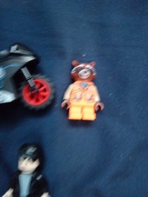 LEGO Poison Ivy Minifigure Lime Green DC/ Marvel Comics Heroes/Villians 