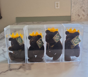 Salvino's Bamm Beanos MLB Plush Bear Lot w/ Display Cases Ruth McGwire Sosa 1998