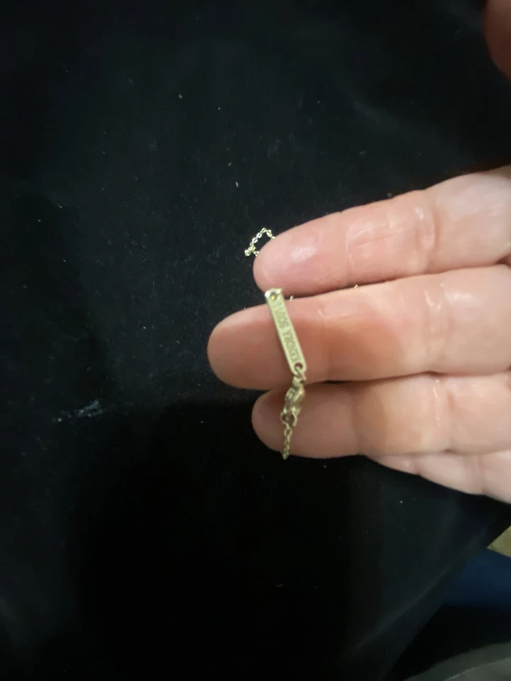 Colar Kendra Scott Elisa tom dourado com concha Abalone - Imagem 2 de 4