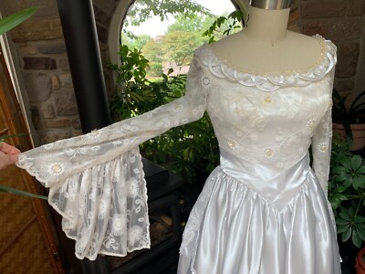 chinese dress ladies Antique Lace Tambour Gown - S main image 1