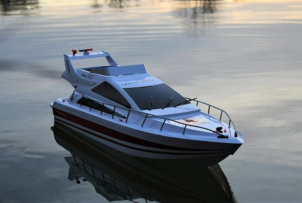 RC 2,4 Ghz. ATLANTIC YACHT ferngesteuertes Schiff Boot Rennboot RTR - Bild 4 von 4