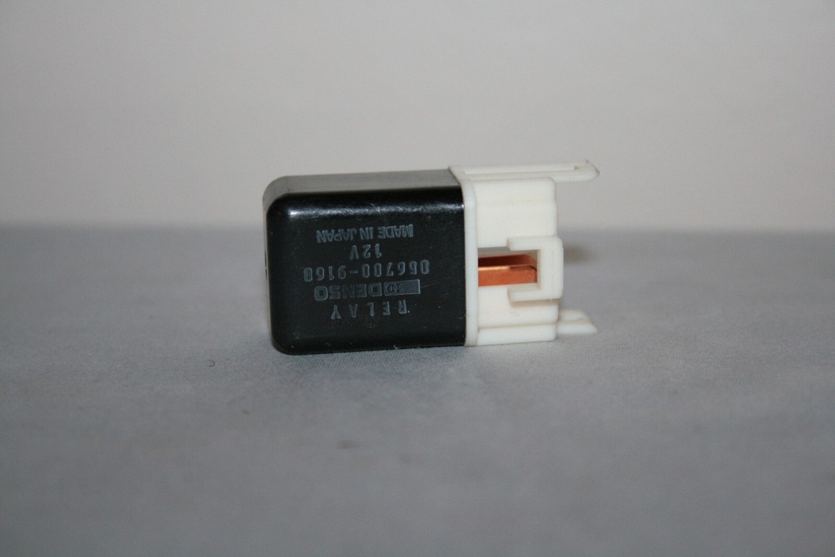 Denso OEM H/L High/Low Headlight relay 056700-9160 Subaru Legacy
