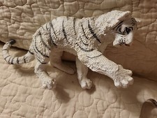 Safari Ltd Siberian Tiger Attacking 9" Cat Vanishing Wild Retired