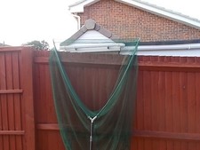 Shakespeare 42" Metal Block Specimen Net - Green with stink bag