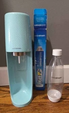 SodaStream Fizzi SPT-001 Sparkling Water Soda Maker Icy Blue w CO2 Cartridge