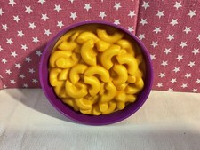 LEARNING RESOURCES PLAY FOOD REALISTIC MACARONI AND CHEESE, PURPLE BOWL