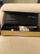 BELLEZZA CURLING IRON Heats To 450 Degrees 1/5 Inch EUC