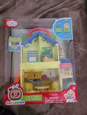 CoComelon's Pop N' Play House Transforming Playset 7 Pcs Toy NEW