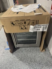 KitchenAid 24" Freestanding/Built-In Dual Zone Beverage Center - KUBR314KSS