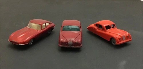 (3) Lesney Matchbox Cars: Jaguar;  Jaguar XK140;  E Type Jaguar,  1960's.
