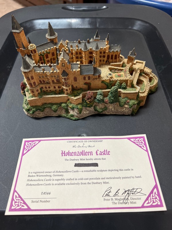 Vintage/Collectible,1994,Danbury Mint, Enchanted Castles of Europe, Hohenzollern