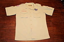 Boy Scouts of America BSA Men's Adult Shirt Small 100 Supplex Nylon Sewn Patche