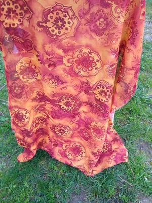 Coupon de tissu "crêpe" de 70 x 135 - Photo 1/2